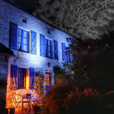 Traditional Quercy Stone Farmhouse With Natural Bio Swimming Pool Villa *